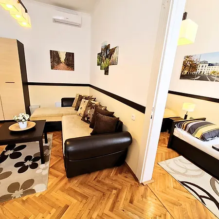 Kert Panzio 3* Шарошпатак