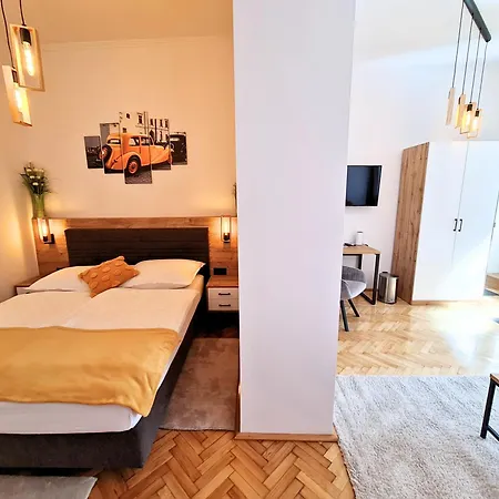 Kert Panzio Отель типа 