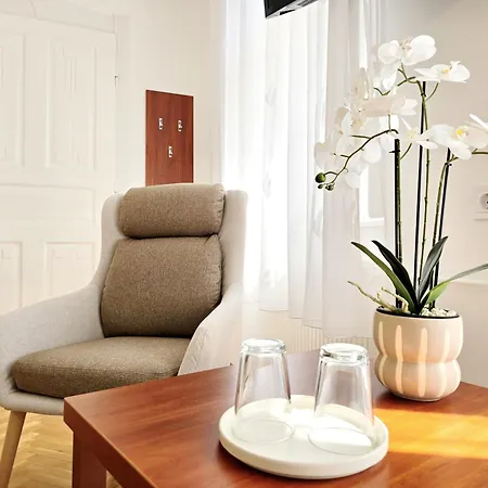 Kert Panzió Frühstückspension